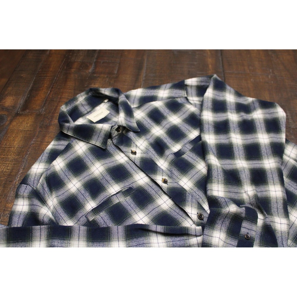 7 Diamonds Shirt Mens Medium Blue Plaid Long Sleeve Flannel Button Up Casual